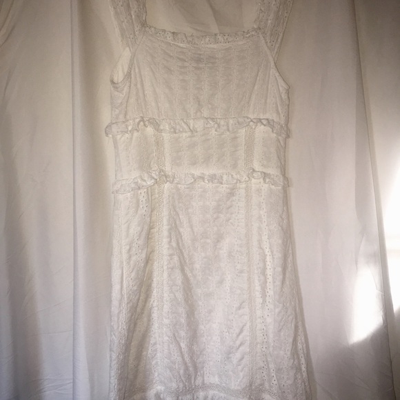 Super Cute White Lace Summer Dress - Picture 7 of 8